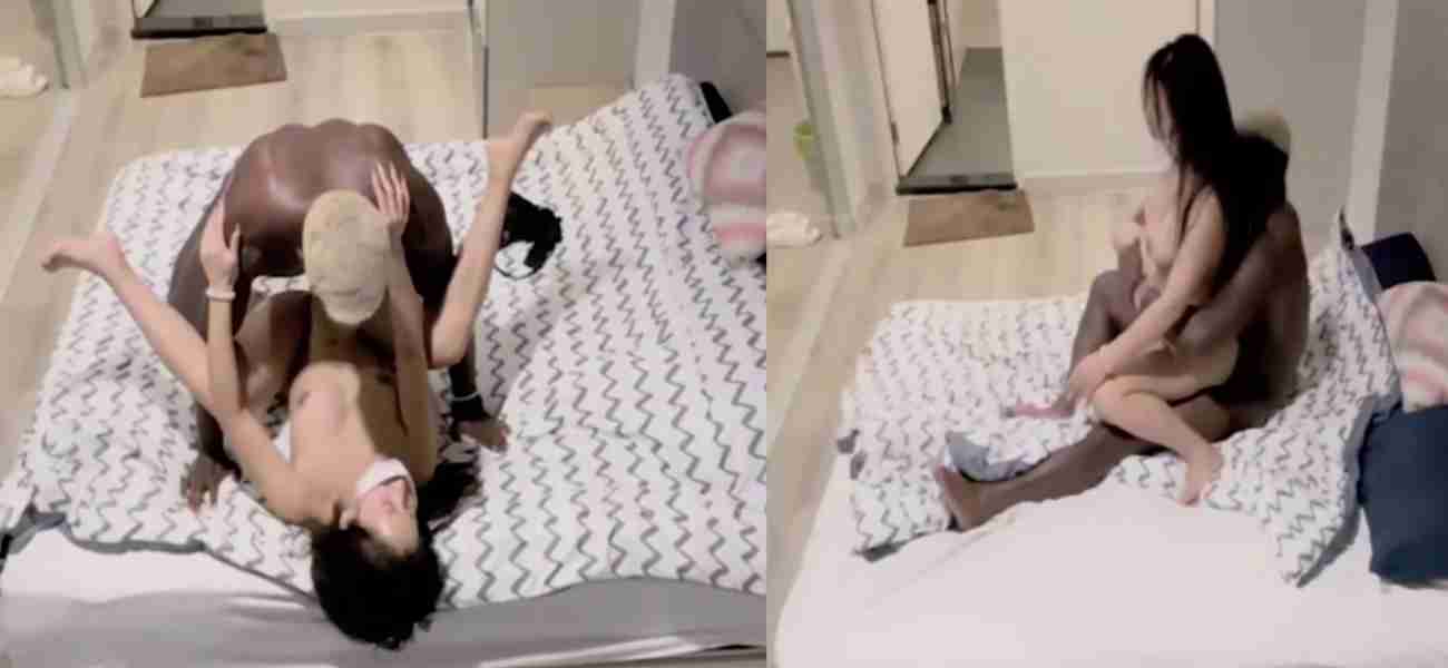 监控泄密 自己都没舍得用漂亮女友 居然是个媚黑婊 还把黑哥带回来家里疯狂操逼