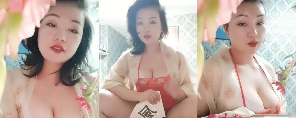 丰腴熟妇用淫语演绎四大名著 现代风情与古装制服的双重诱惑  发骚呻吟听声秒射 