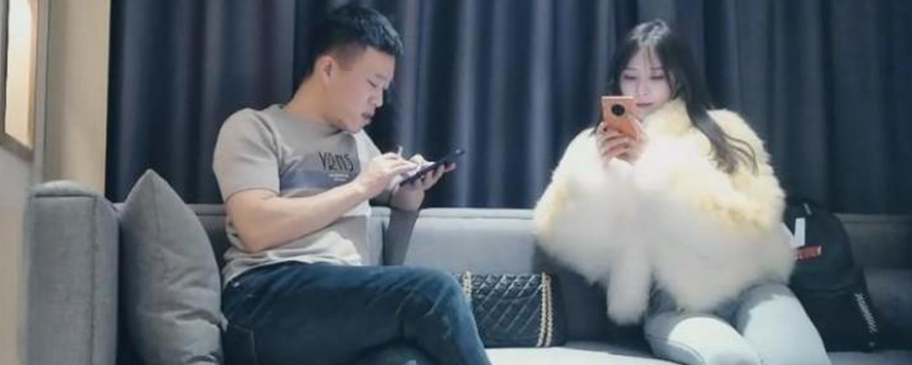 探花大神3000网约极品女神 沙发上一字马性爱体验感拉满 粉嫩鲍鱼爆操蹂躏直至高潮喷水